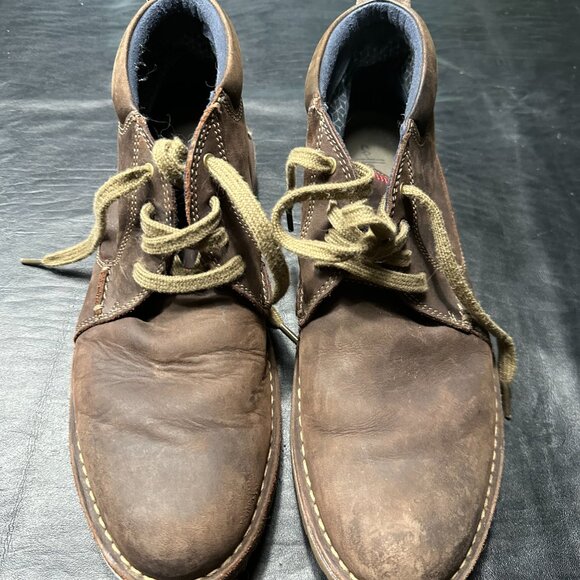 Collection by Clarks Men's Mid Oxford Boots - Picture 2 of 4